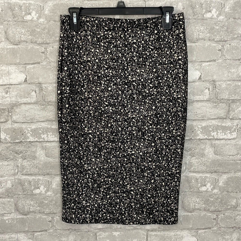 Soprano Black Metallic Pencil Skirt